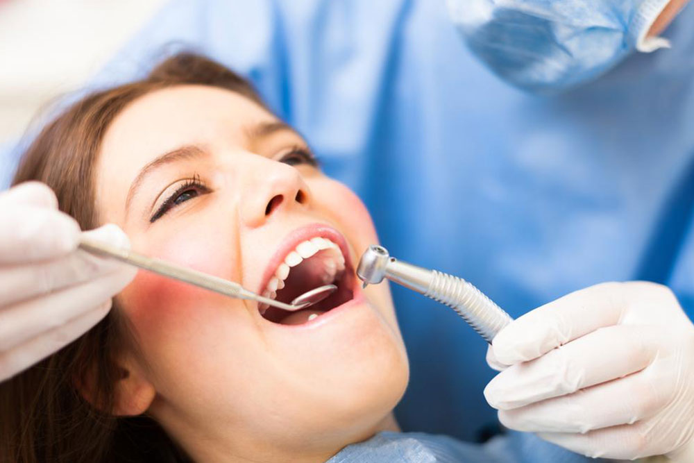 Steps involved in oral cancer examinations