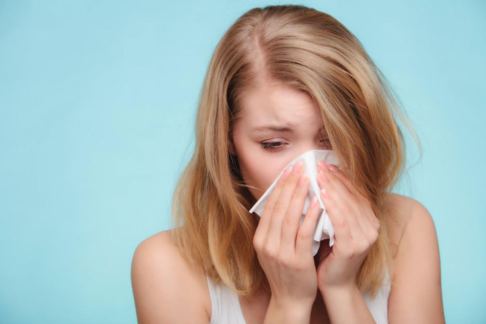 The symptoms and complications of the flu