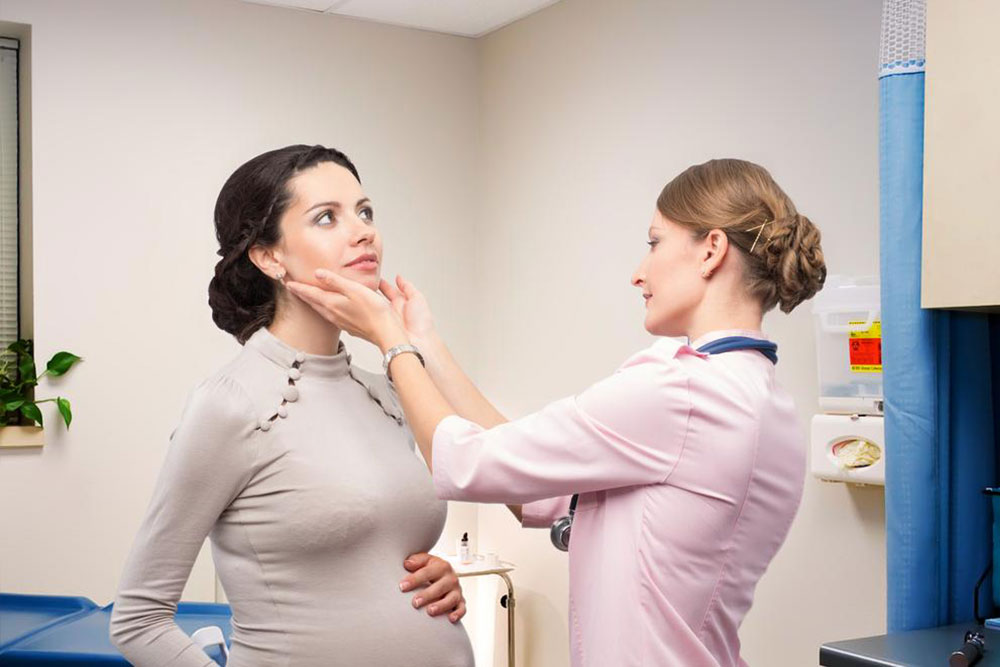 Types and symptoms of thyroid cancer